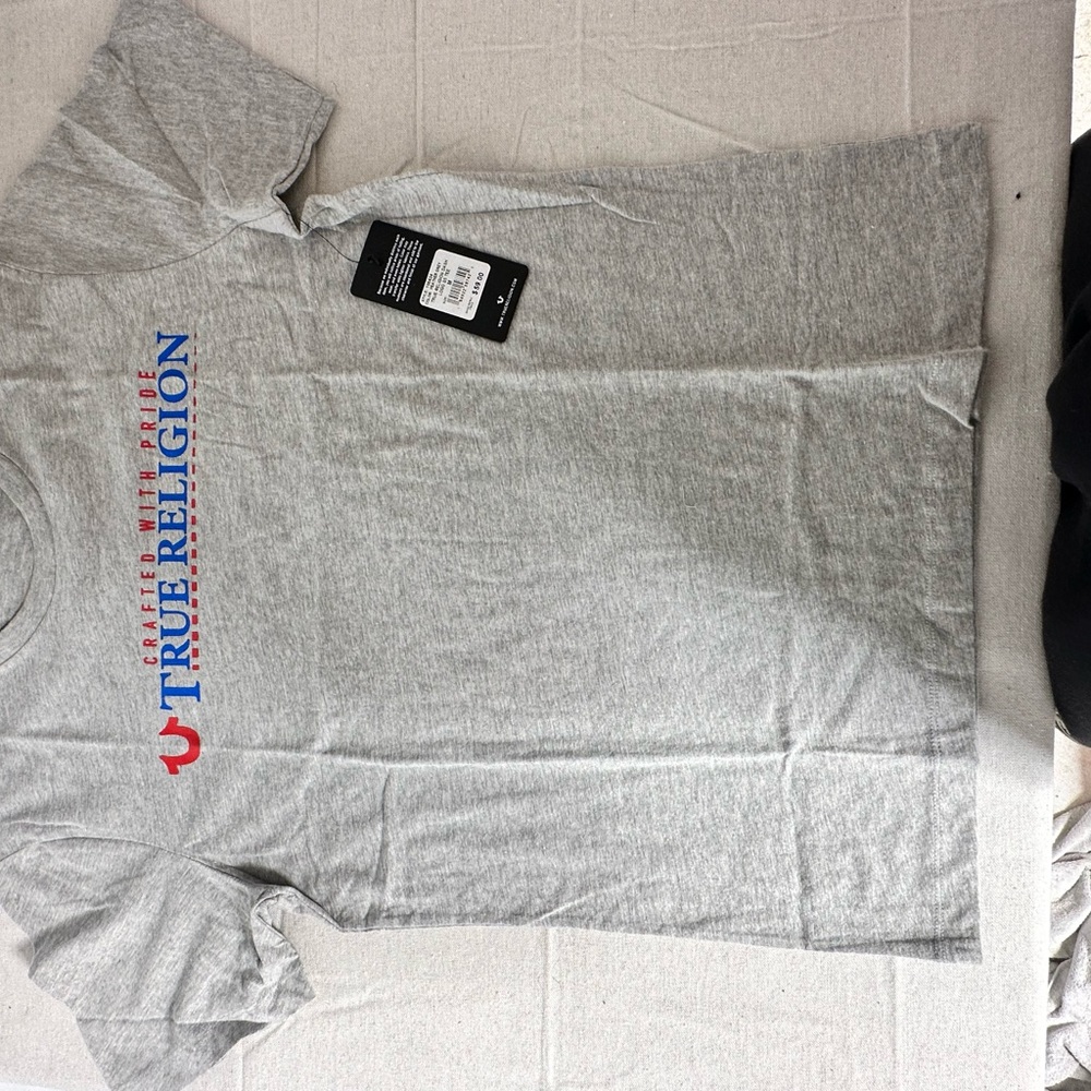 True Religion shirt (medium)